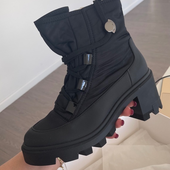 Brand New Moncler Cheryne Boot Size 37 - Picture 1 of 7